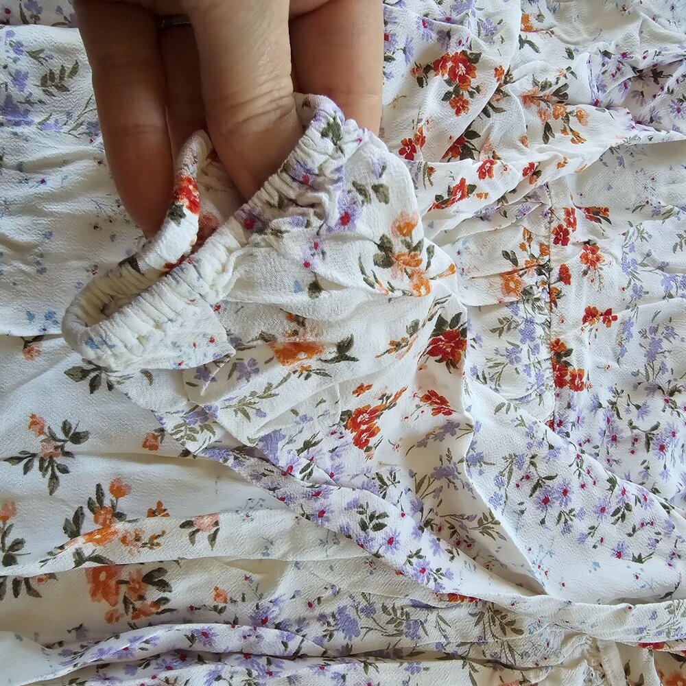 American Eagle Outfitters Floral Cream Dress - Picture 3 of 9